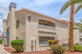 Photo #1: 2742902 Listing 