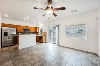 Photo #3: 2742905 Listing 