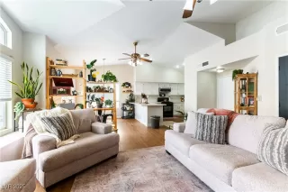 Photo #6: 2742936 Listing 