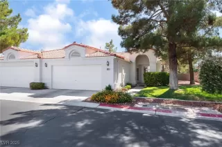 Photo #2: 2742947 Listing 