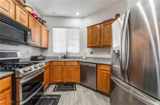 Photo #6: 2742947 Listing 