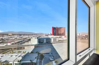 Photo #4: 2742948 Listing 