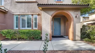 Photo #2: 2742954 Listing 