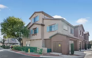 Photo #3: 2742954 Listing 