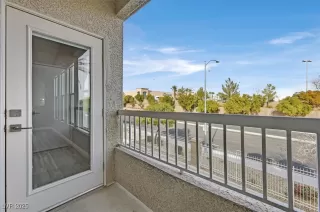 Photo #3: 2742984 Listing 