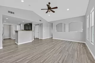 Photo #6: 2742984 Listing 