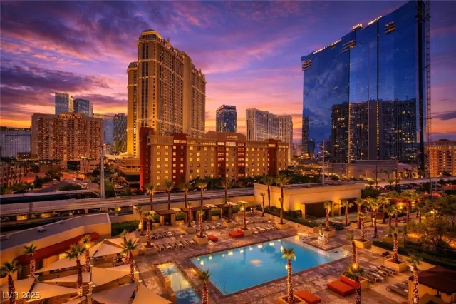 MLS: 2743052 Condo For Sale