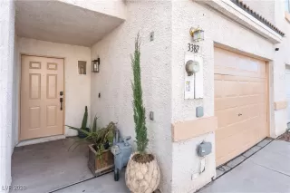 Photo #4: 2743062 Listing 