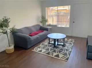 Photo #2: 2743115 Listing 