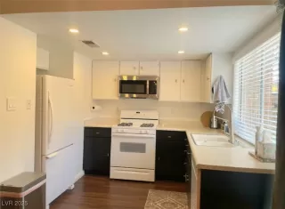 Photo #6: 2743115 Listing 