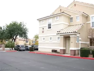 Primary Photo for MLS#: 2743147