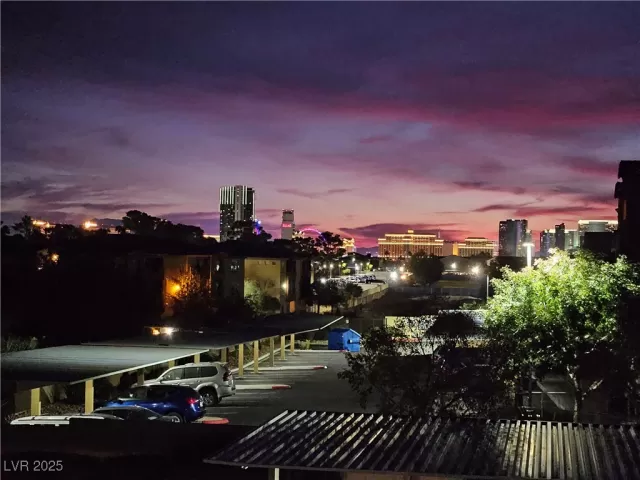 MLS: 2743159 Condo For Sale