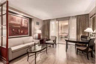 Photo #2: 2743259 Listing 