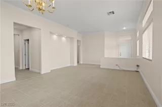 Photo #5: 2743277 Listing 