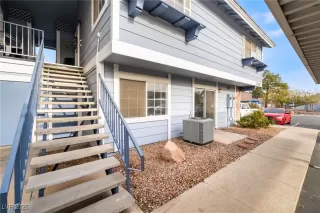 Photo #2: 2743278 Listing 