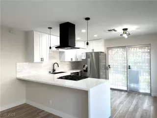 Photo #6: 2743306 Listing 