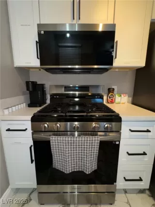 Photo #4: 2743322 Listing 