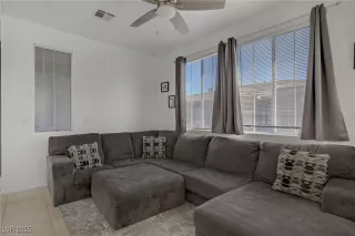 Photo #5: 2743345 Listing 