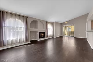 Photo #1: 2743347 Listing 