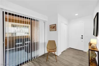 Photo #4: 2743380 Listing 