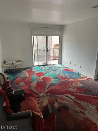 Photo #1: 2743390 Listing