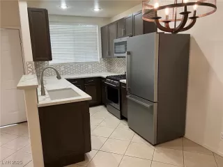 Photo #6: 2743420 Listing 