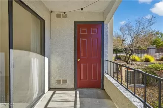 Photo #5: 2743443 Listing