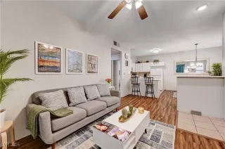 Photo #4: 2743511 Listing 