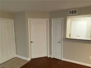 Photo #6: 2743532 Listing 