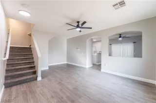 Photo #5: 2743545 Listing 