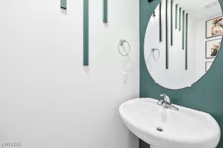 Photo #5: 2743551 Listing 