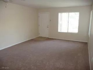 Photo #1: 2743570 Listing 