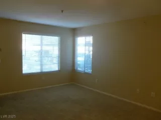 Photo #2: 2743570 Listing 