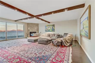 Photo #6: 2743605 Listing 