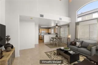 Photo #2: 2743638 Listing 