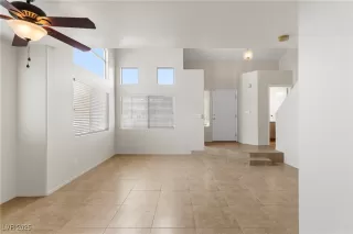 Photo #6: 2743638 Listing 