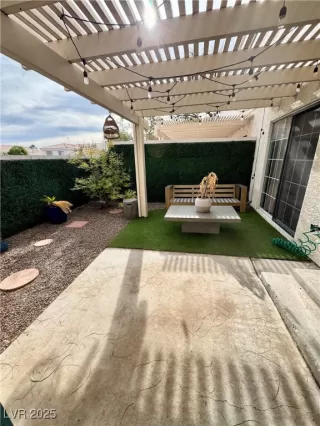 Photo #3: 2743640 Listing 