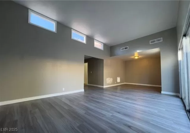 MLS: 2743656 Condo For Sale