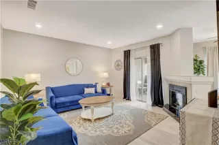 Photo #2: 2744004 Listing