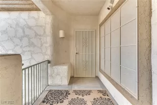 Photo #3: 2744179 Listing 