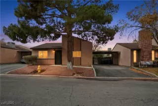 Photo #4: 2744203 Listing 