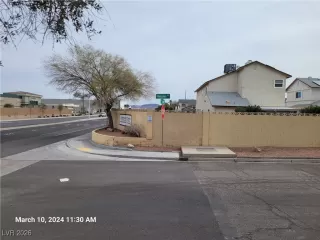 Photo #4: 2744262 Listing 