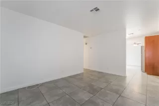 Photo #3: 2744267 Listing 