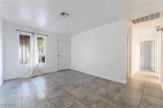 Photo #4: 2744267 Listing 