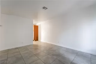 Photo #5: 2744267 Listing 