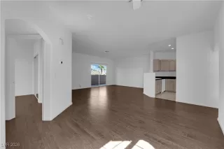 Photo #6: 2744276 Listing 