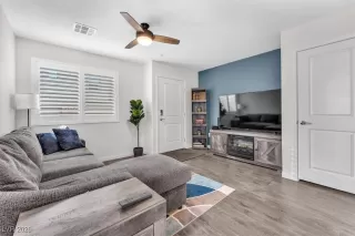 Photo #5: 2744319 Listing 