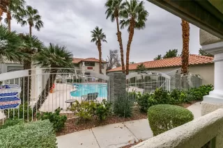 Photo #3: 2744336 Listing