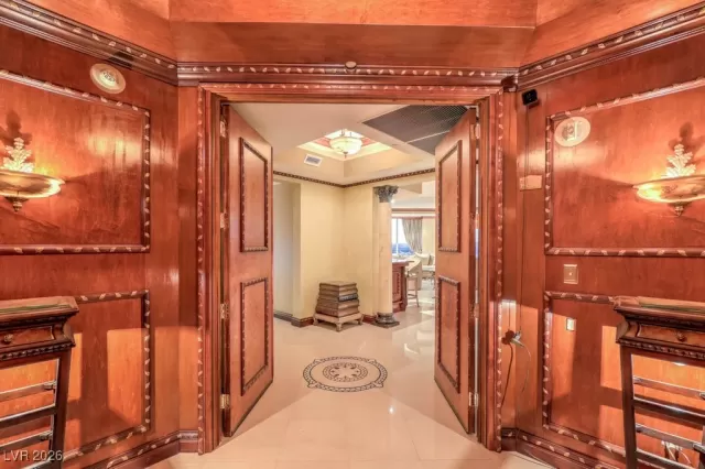 MLS: 2744355 Condo For Sale