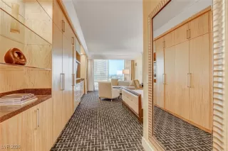 Photo #2: 2744371 Listing 